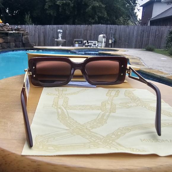 NWT LE SPECS X MISSOMA Orion Ridge LMI2231728 Burgundy Square Sunglasses - Picture 9 of 12